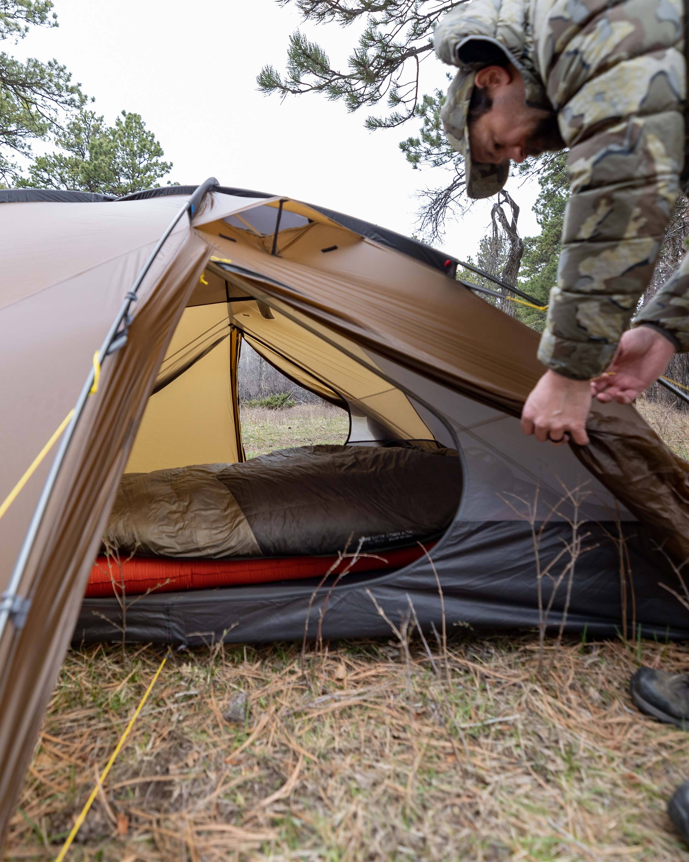 Mountain Star 3 Person Tent | Gunmetal-Camel - Image 7
