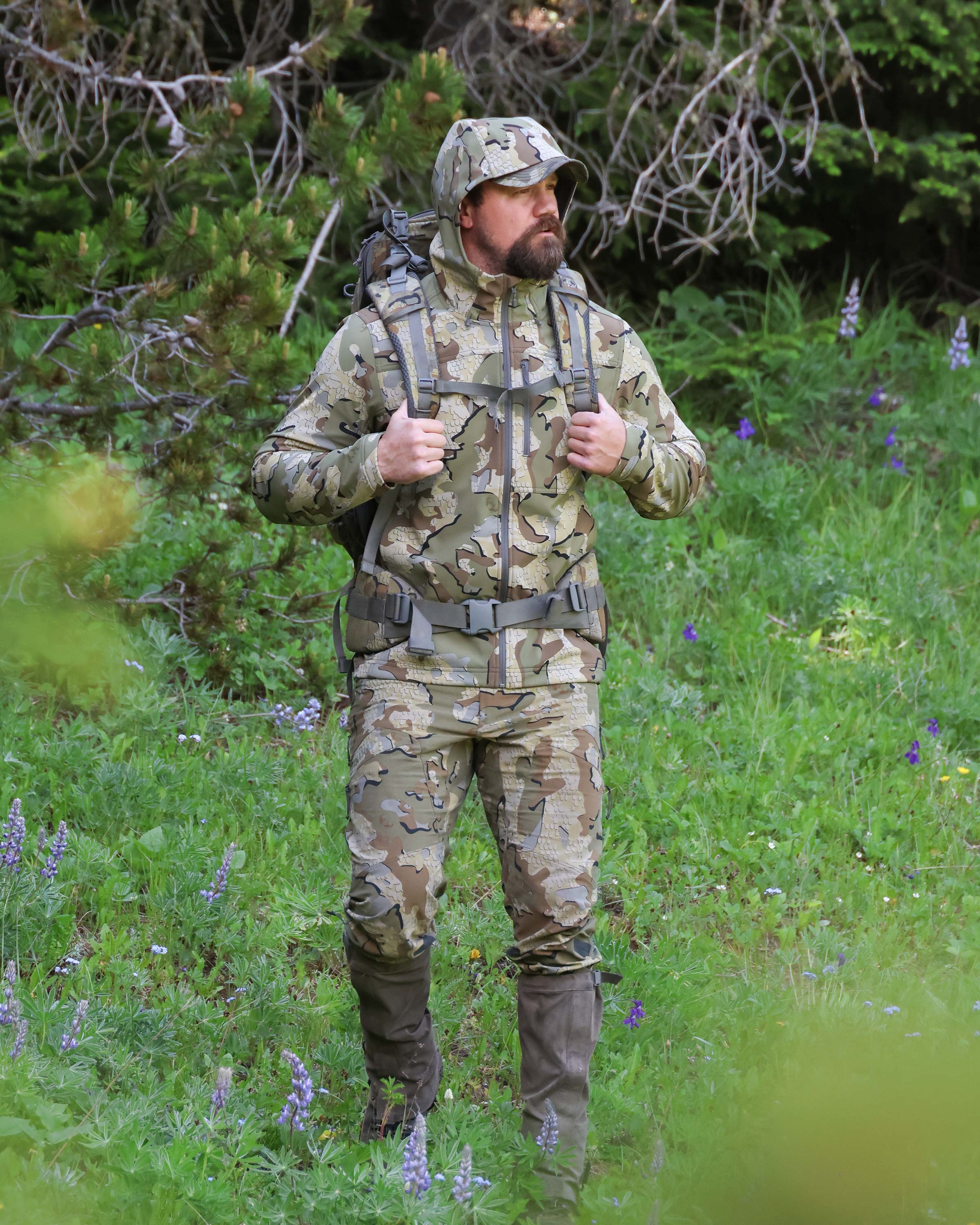 Alpine Hooded Jacket | Vias - Image 2