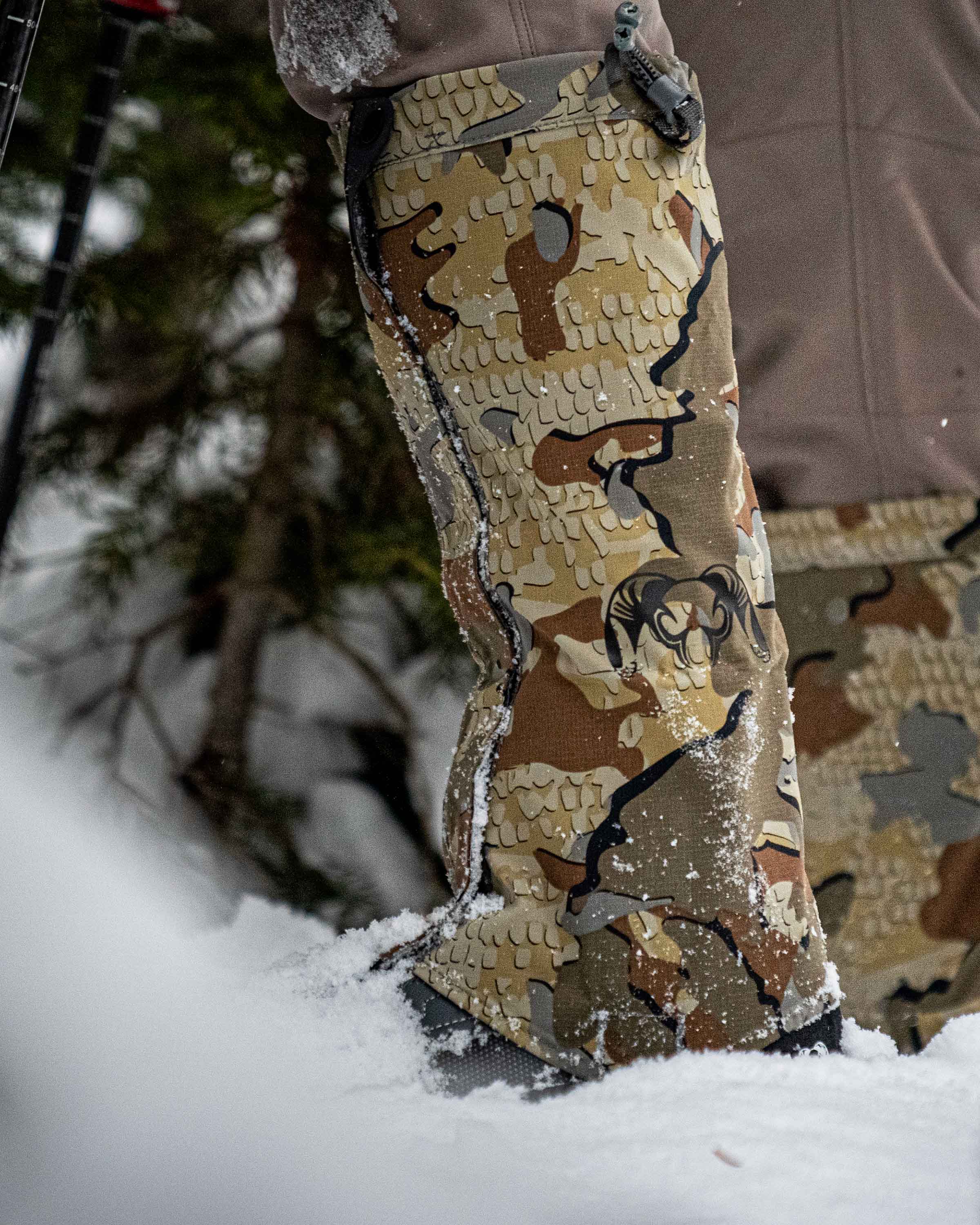 KUIU Kutana Storm Gaiter | Gunmetal - Image 7